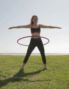 7 sencillos trucos para conseguir una cintura de Thalía en tan sólo 3 días, sin poner gran esfuerzo!