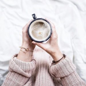Estudio revela que tomar café alarga tu vida