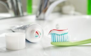 Usos de la pasta de dientes