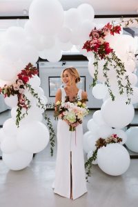 Ideas para decorar con globos una boda